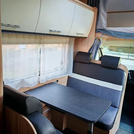 Balatoni Lakóautó Camping